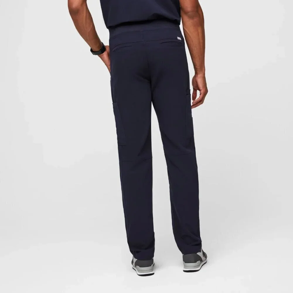 FIGS Men’s Axim Cargo Scrub Pants™ in Navy Blue, size M/S